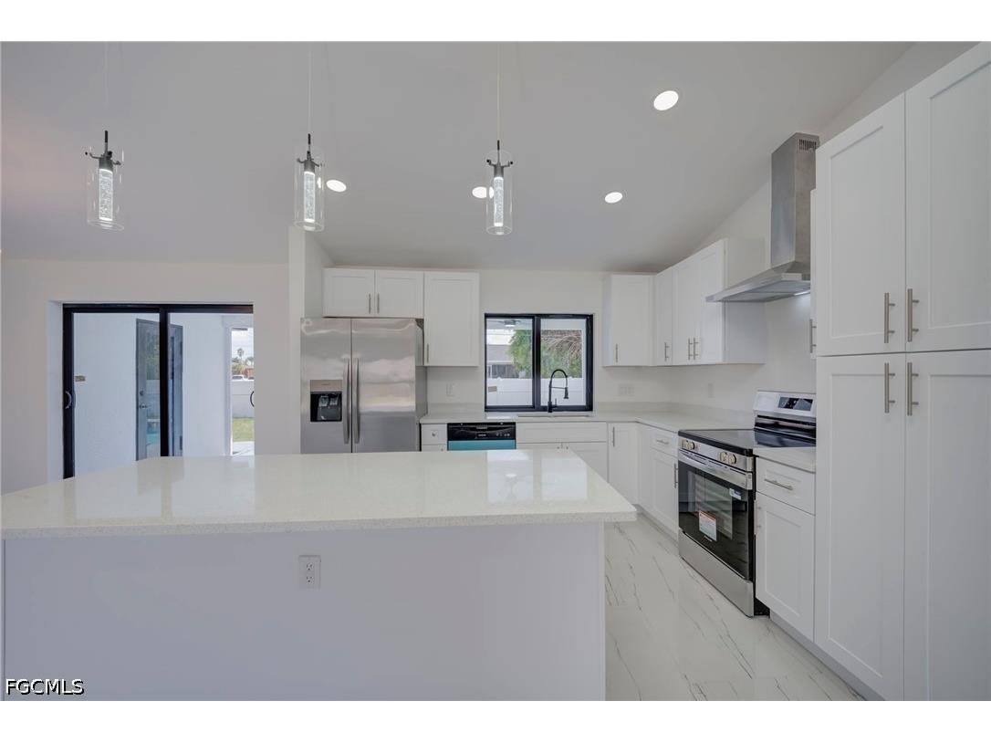 4305 SW 1st Avenue Cape Coral FL 33914 2026015409 image7