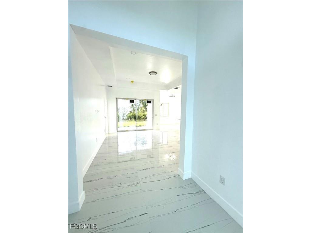  Lehigh Acres FL 33972 2025014555 image5