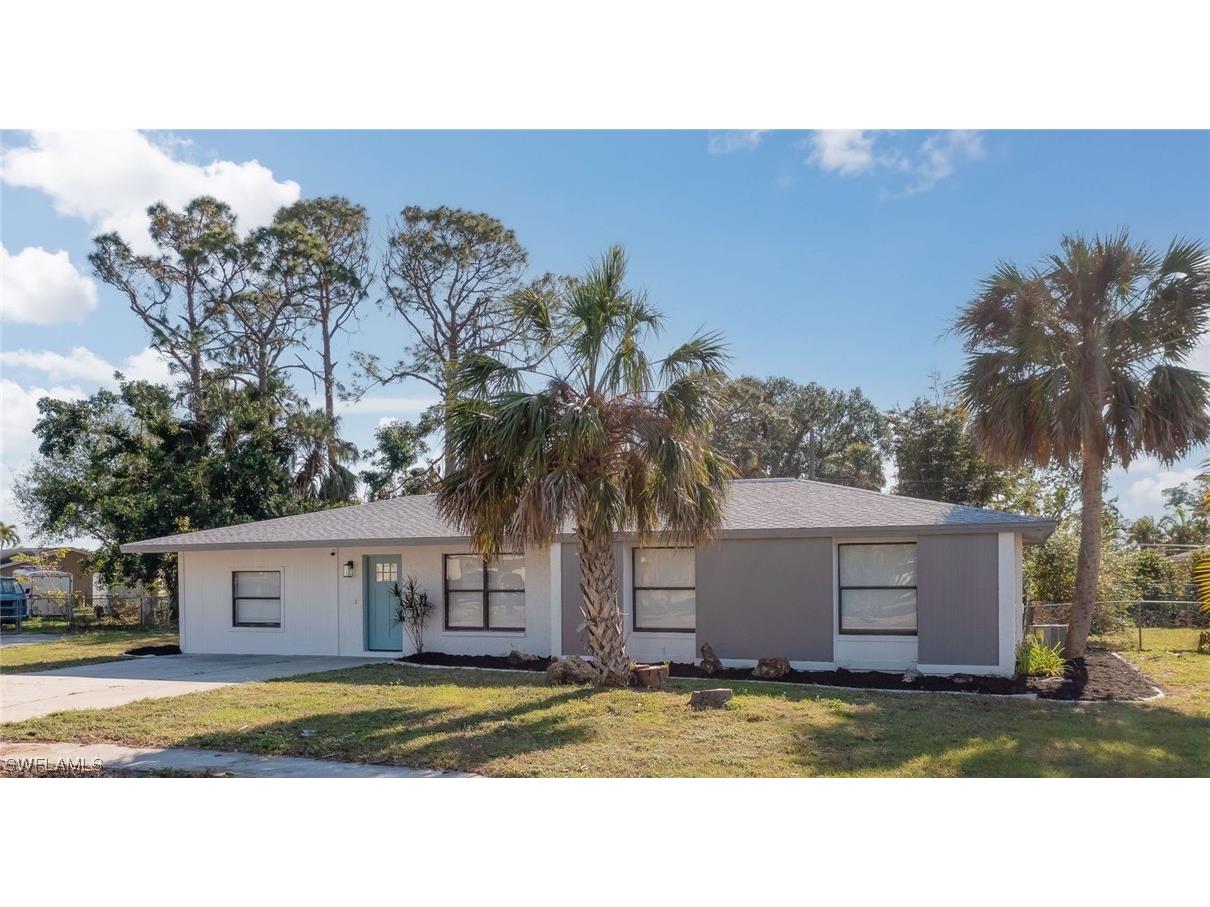 4306 Lyric Court North Fort Myers FL 33903 223012612 image1
