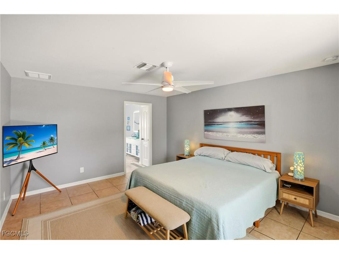 4306 NE 20th Place Cape Coral FL 33909 2026006026 image14