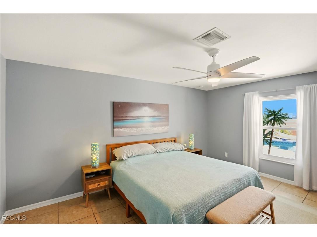 4306 NE 20th Place Cape Coral FL 33909 2026006026 image15