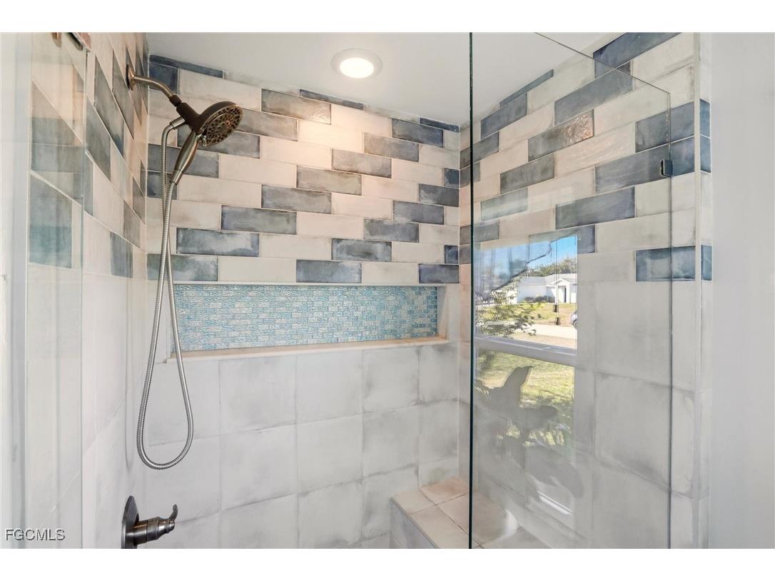 4306 NE 20th Place Cape Coral FL 33909 2026006026 image18