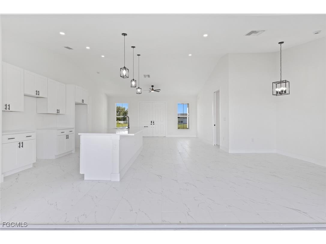 4306 NW 35th Street Cape Coral FL 33993 2025008447 image13