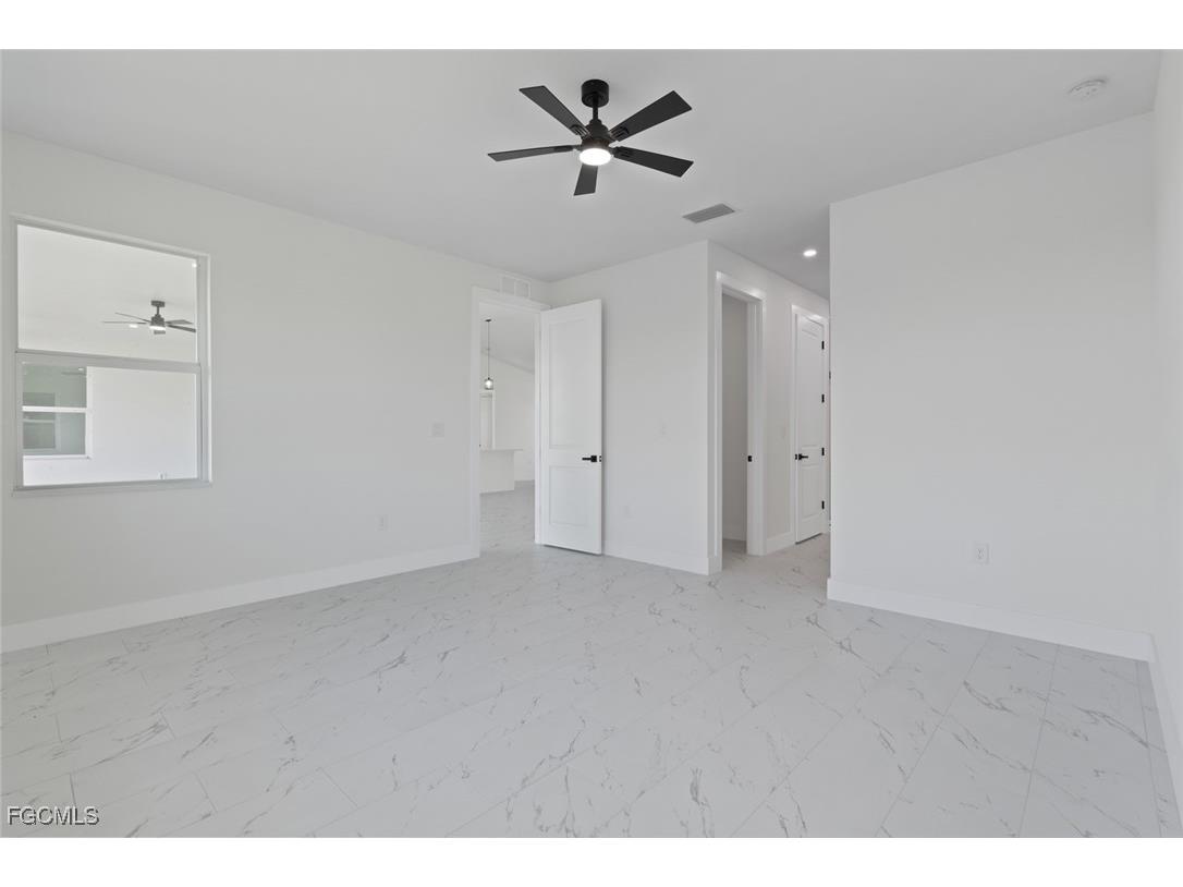 4306 NW 35th Street Cape Coral FL 33993 2025008447 image15