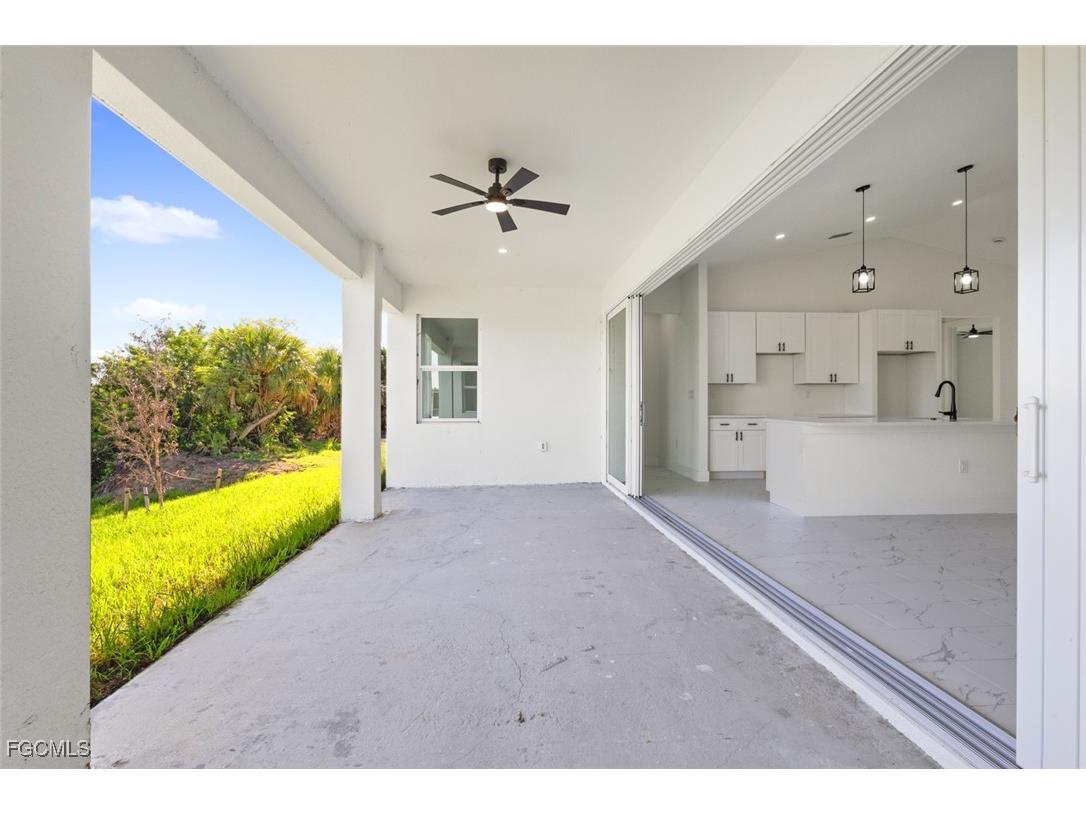 4306 NW 35th Street Cape Coral FL 33993 2025008447 image25