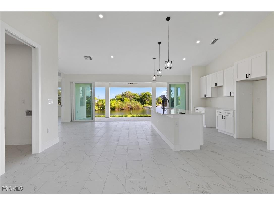 4306 NW 35th Street Cape Coral FL 33993 2025008447 image5