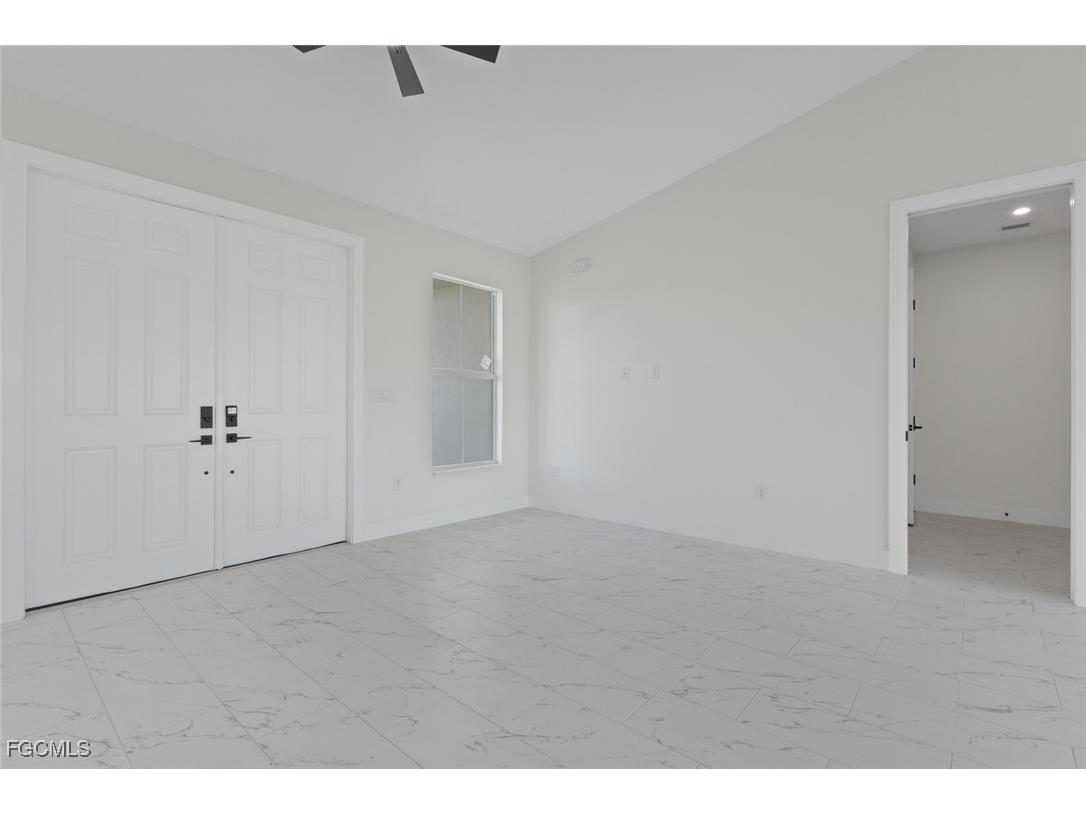 4306 NW 35th Street Cape Coral FL 33993 2025008447 image6