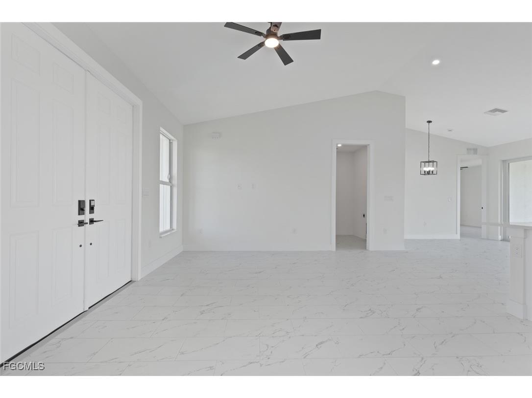 4306 NW 35th Street Cape Coral FL 33993 2025008447 image7