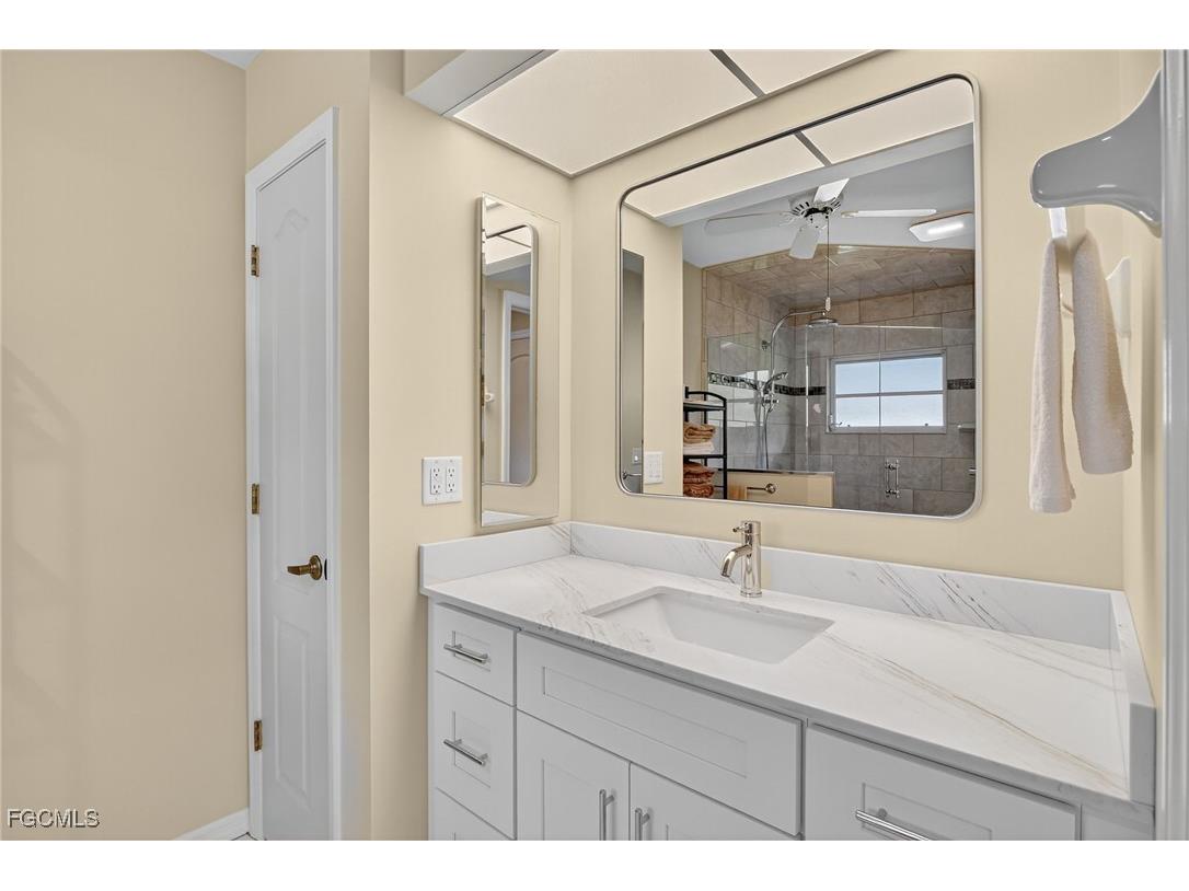 4306 SW 3rd Avenue Cape Coral FL 33914 2025016388 image23