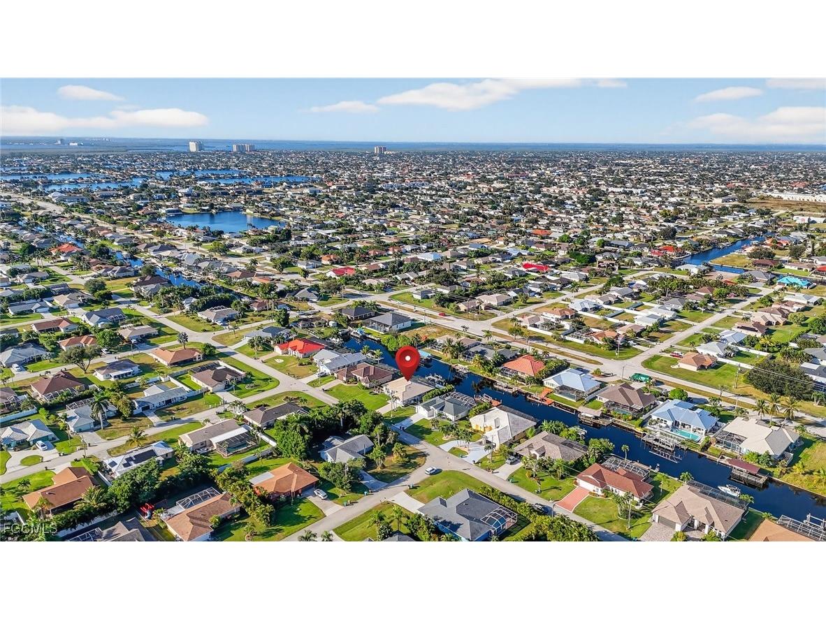 4306 SW 3rd Avenue Cape Coral FL 33914 2025016388 image40