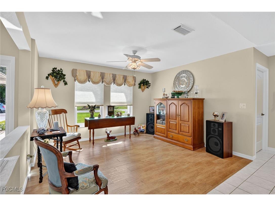 4306 SW 3rd Avenue Cape Coral FL 33914 2025016388 image5