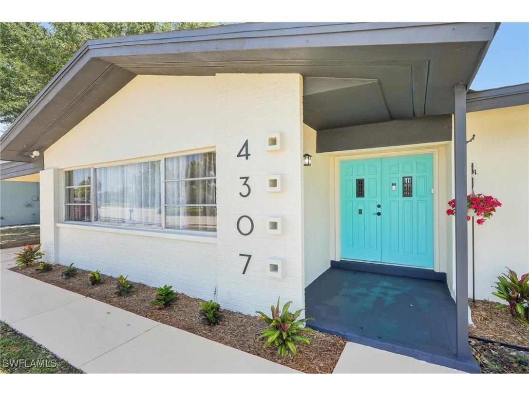 4307 Coronado Parkway Cape Coral FL 33904 225043089 image1