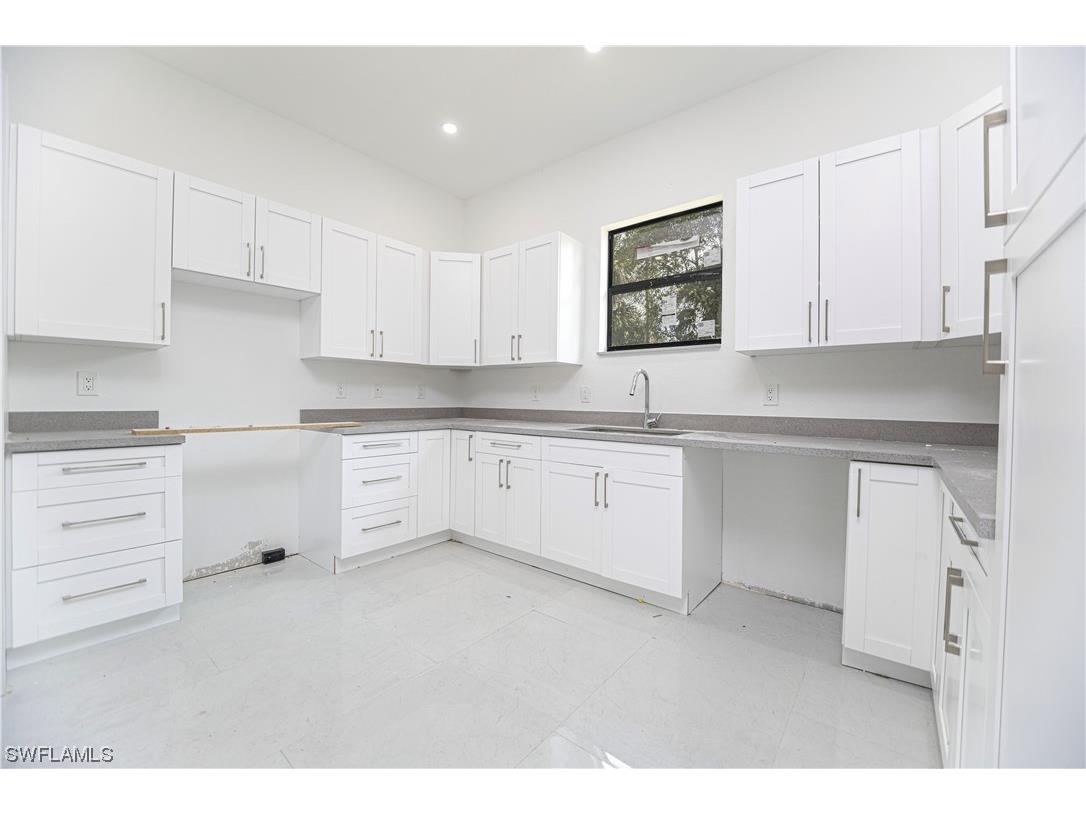 4308 20th Avenue SE Naples FL 34117 223001808 image1