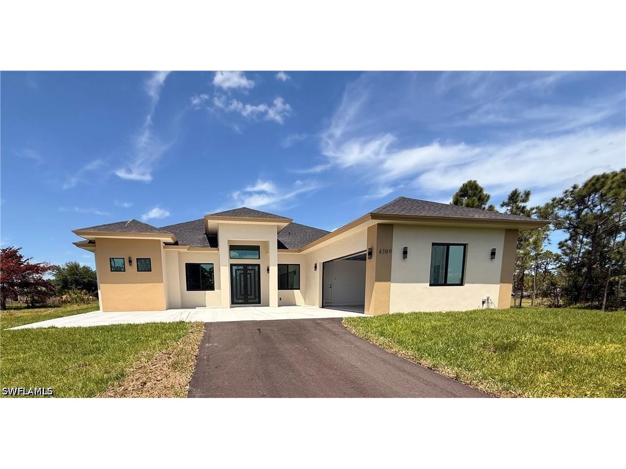 4309 68th Avenue NE Naples FL 34120 226015589 image1