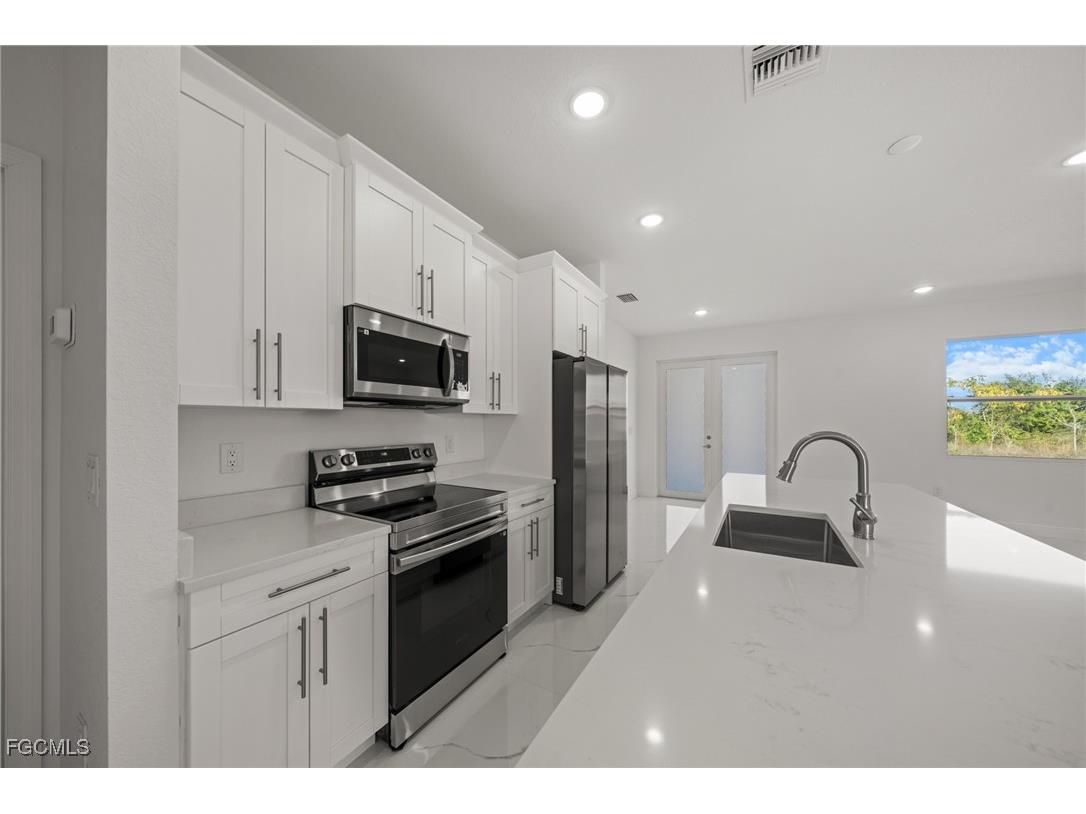4309 8th Street SW Lehigh Acres FL 33976 2026004619 image6