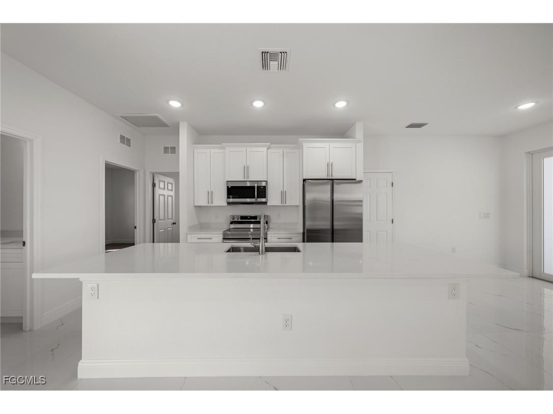 4309 8th Street SW Lehigh Acres FL 33976 2026004619 image9