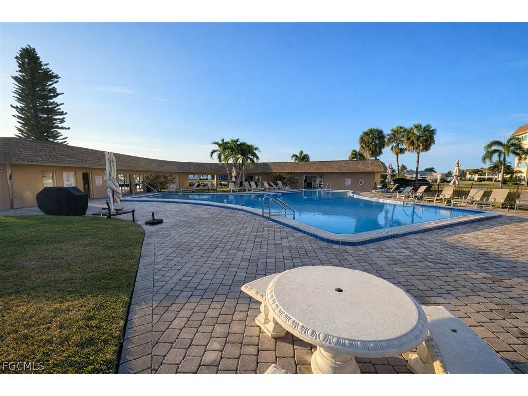 4309 Mariner Way #304 Fort Myers FL 33919 2025018354 image22