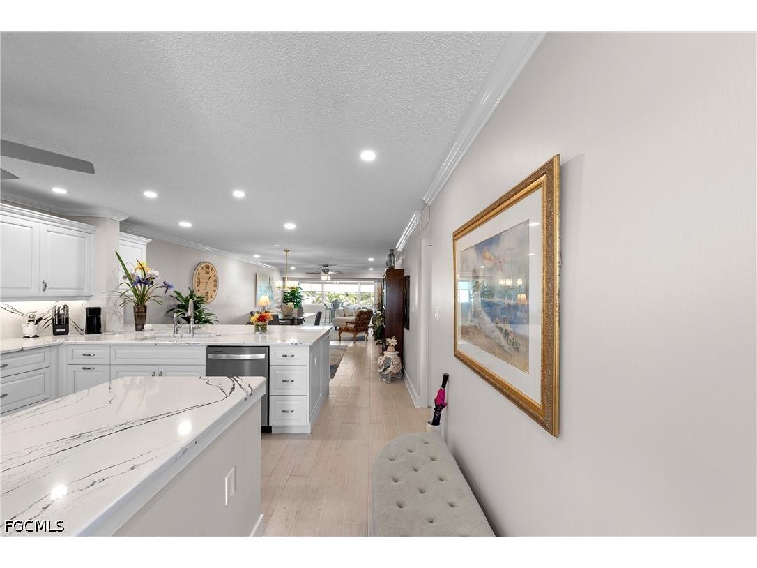 4309 Mariner Way #405 Fort Myers FL 33919 2026023648 image19