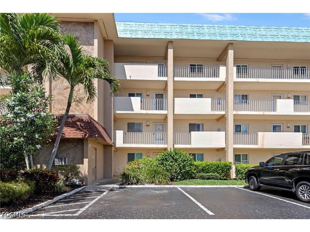 4309 Mariner Way #405 Fort Myers FL 33919 2026023648 image29