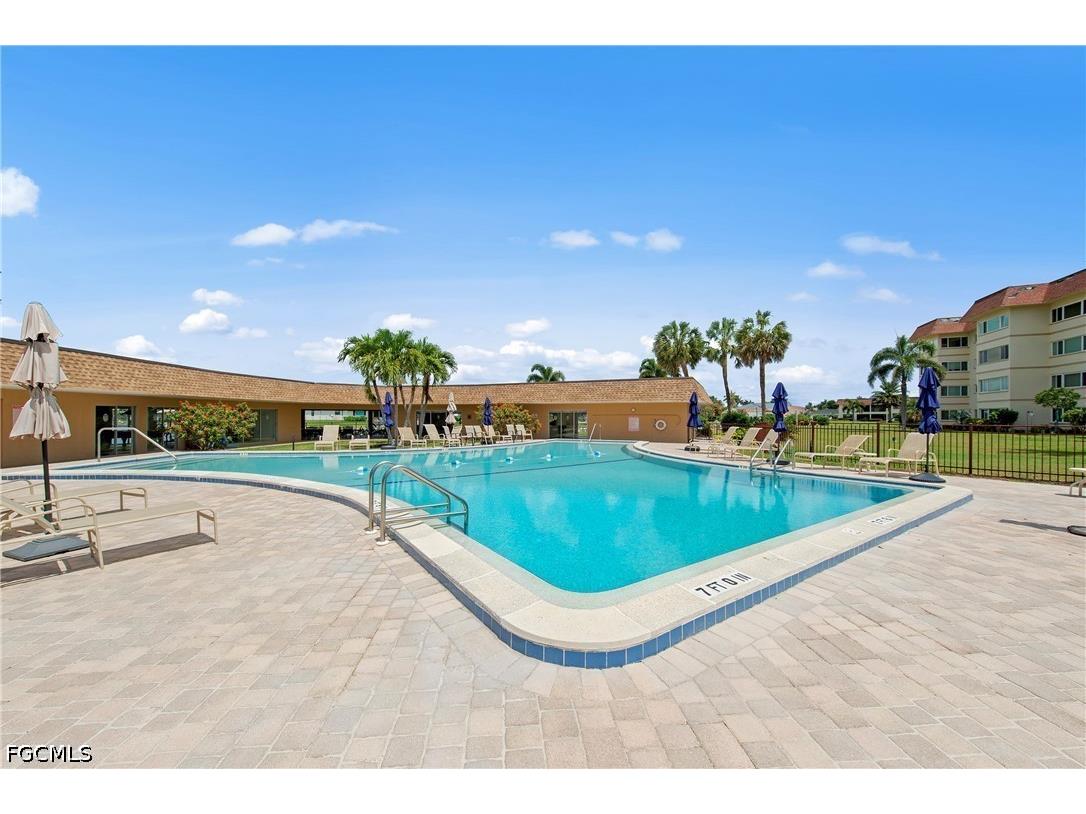 4309 Mariner Way #405 Fort Myers FL 33919 2026023648 image44