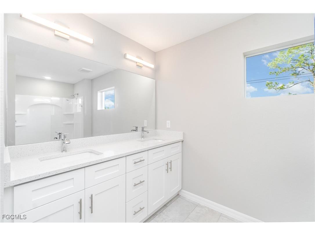 4309 NE 20th Court Cape Coral FL 33909 2025020842 image17