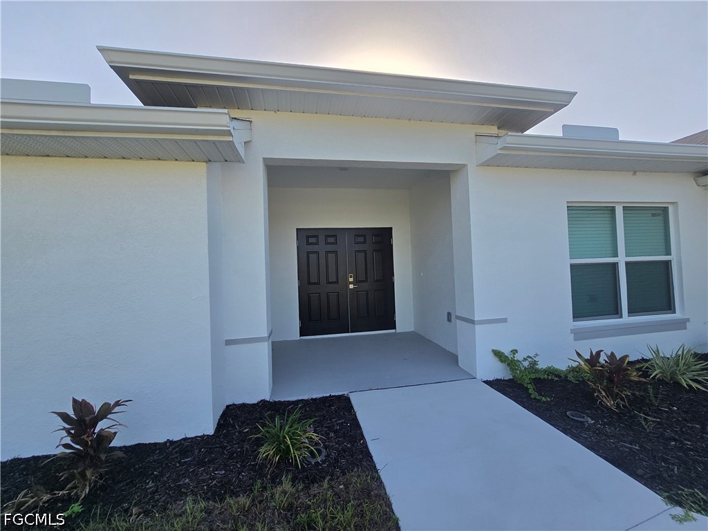 4309 NE 20th Court Cape Coral FL 33909 2026023578 image1