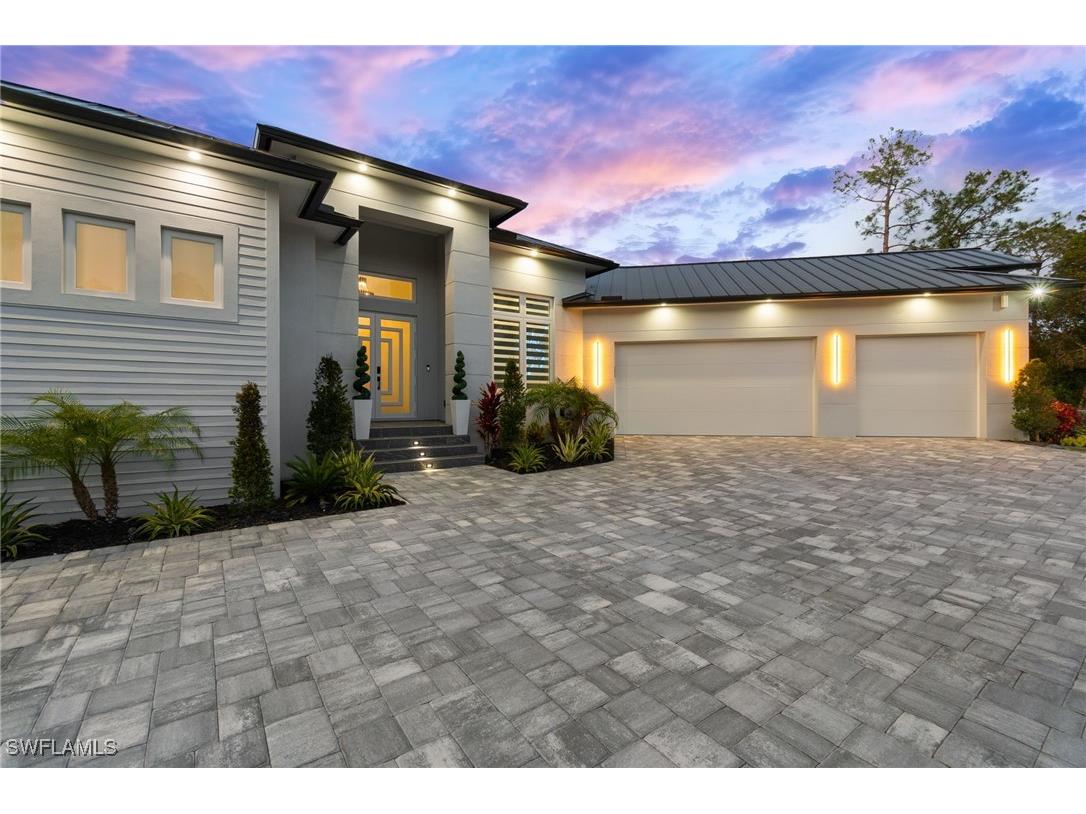 431 16th Avenue NE Naples FL 34120 225073100 image2