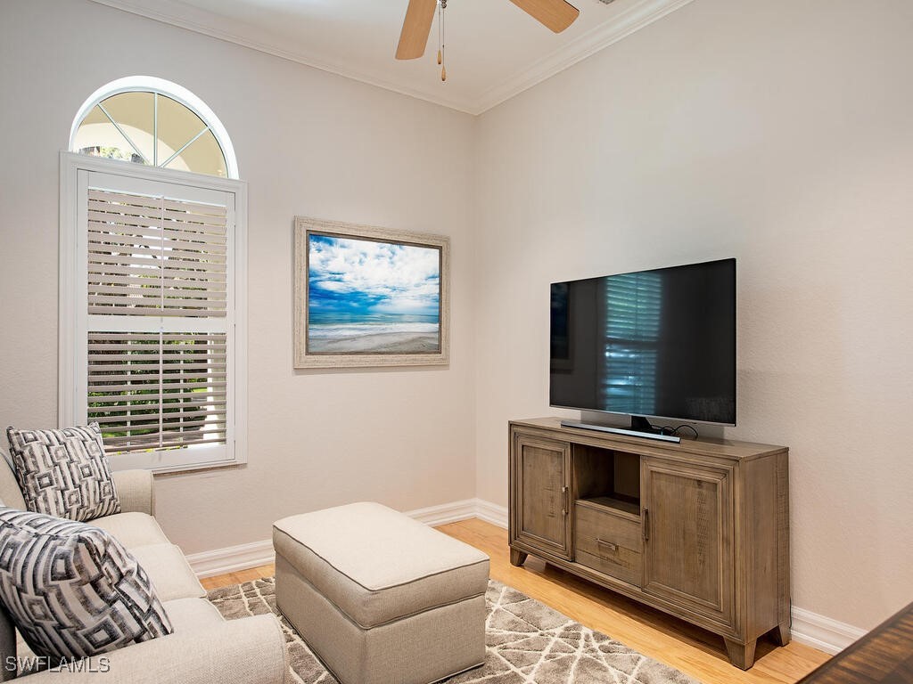 431 1st Avenue N Naples FL 34102 225075488 image11