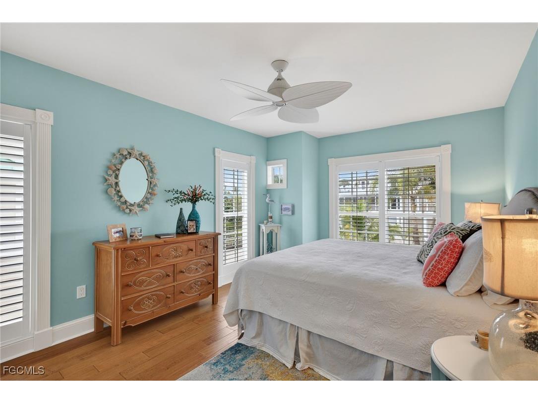 431 Bella Vista Way E Sanibel FL 33957 2026005865 image27