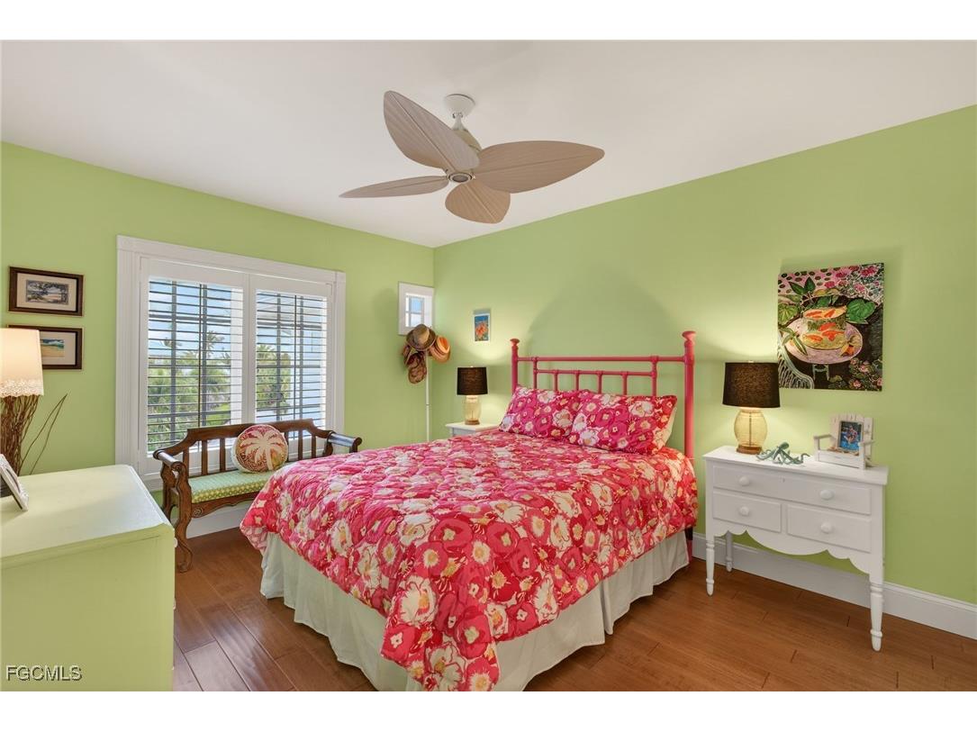 431 Bella Vista Way E Sanibel FL 33957 2026005865 image29