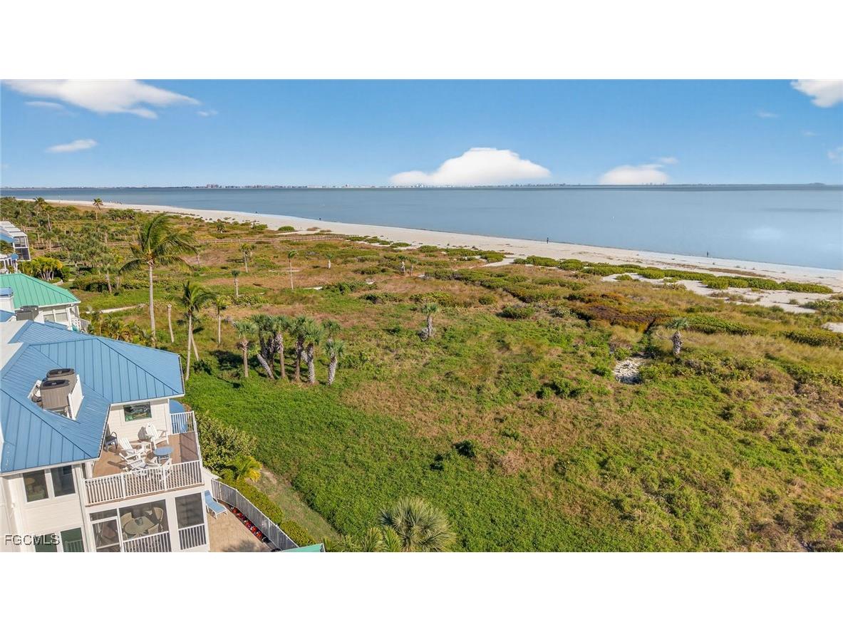 431 Bella Vista Way E Sanibel FL 33957 2026005865 image3