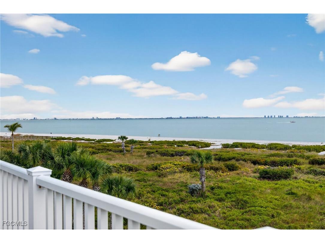 431 Bella Vista Way E Sanibel FL 33957 2026005865 image41