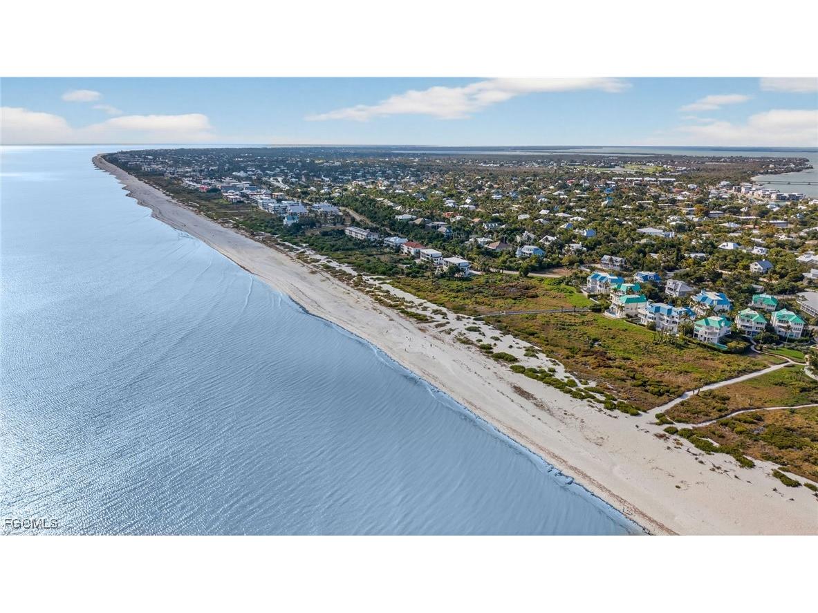 431 Bella Vista Way E Sanibel FL 33957 2026005865 image46