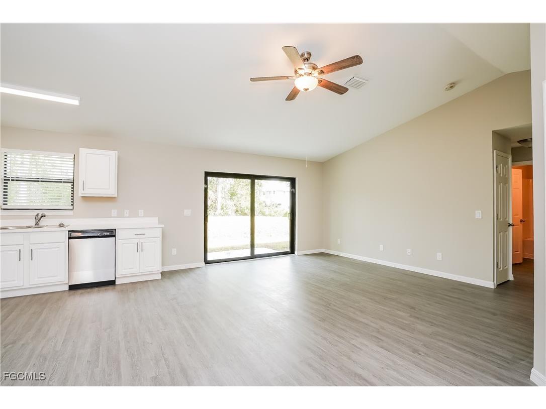 431 Gray Avenue S Lehigh Acres FL 33974 2025023053 image13