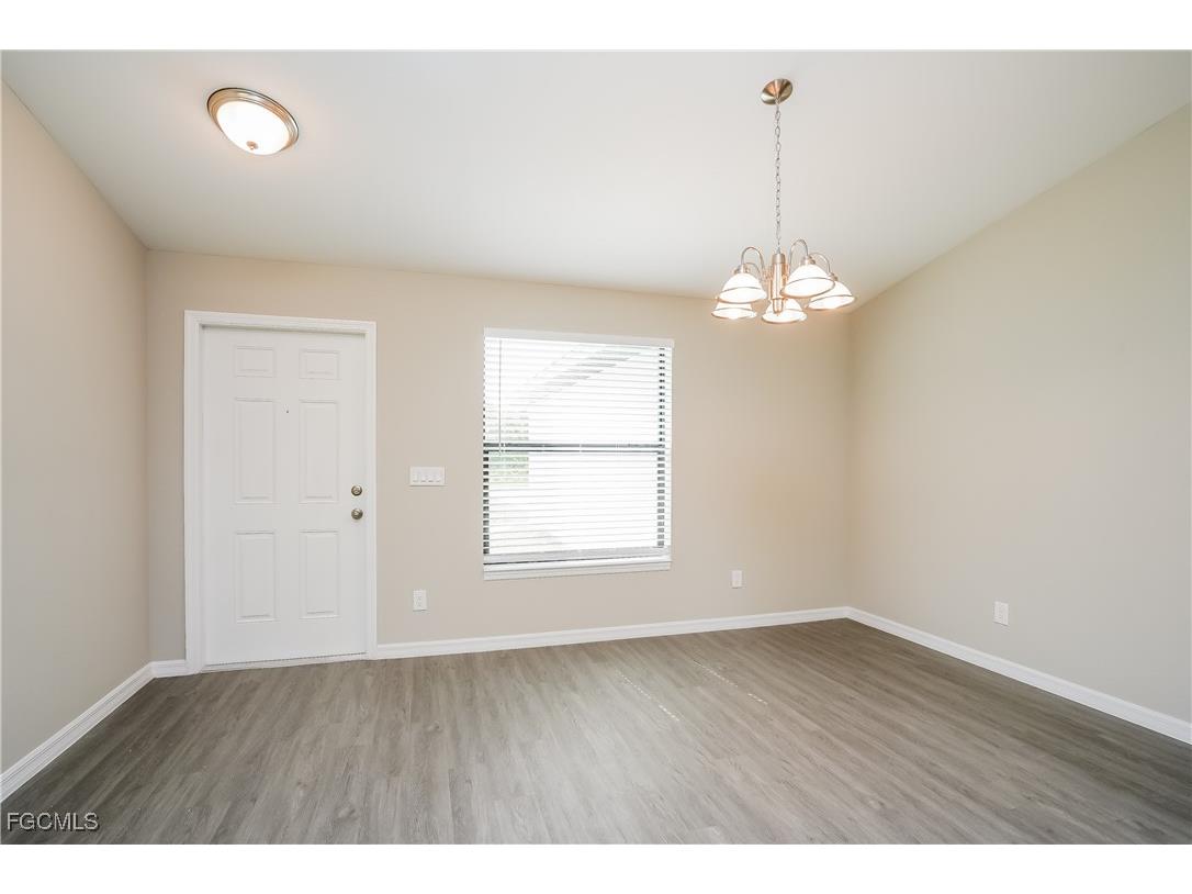 431 Gray Avenue S Lehigh Acres FL 33974 2025023053 image2