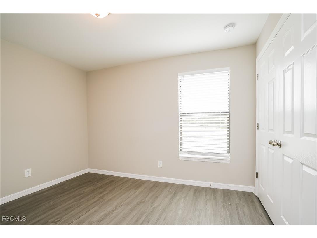 431 Gray Avenue S Lehigh Acres FL 33974 2025023053 image9