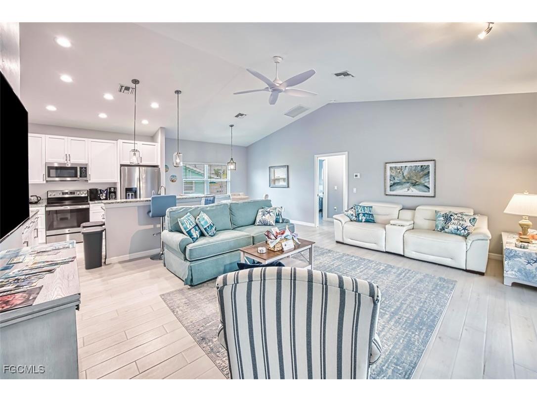 431 Lazy Way Fort Myers Beach FL 33931 2025022724 image14