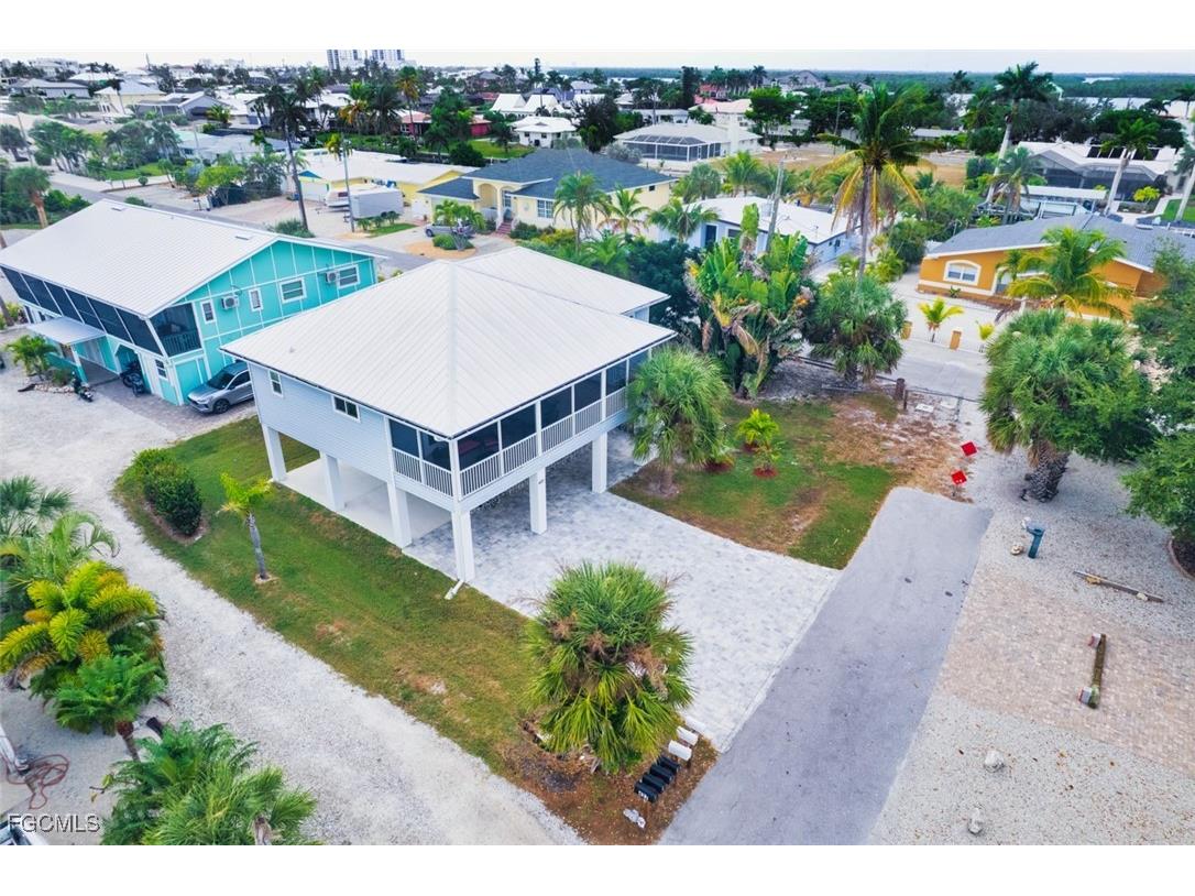 431 Lazy Way Fort Myers Beach FL 33931 2025022724 image2
