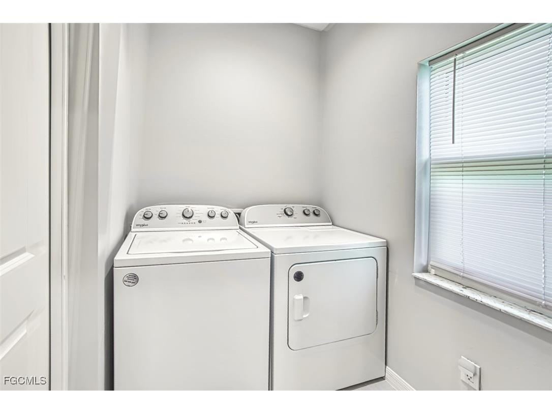 431 Lazy Way Fort Myers Beach FL 33931 2025022724 image37