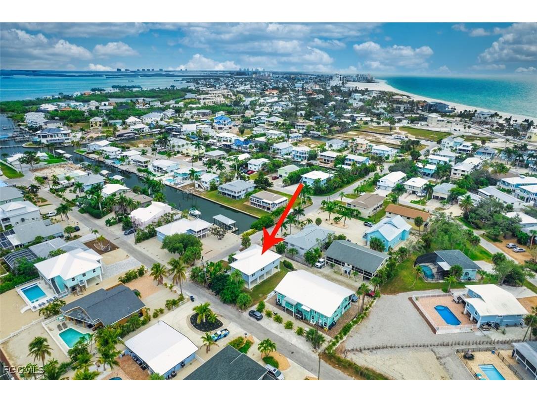 431 Lazy Way Fort Myers Beach FL 33931 2025022724 image4