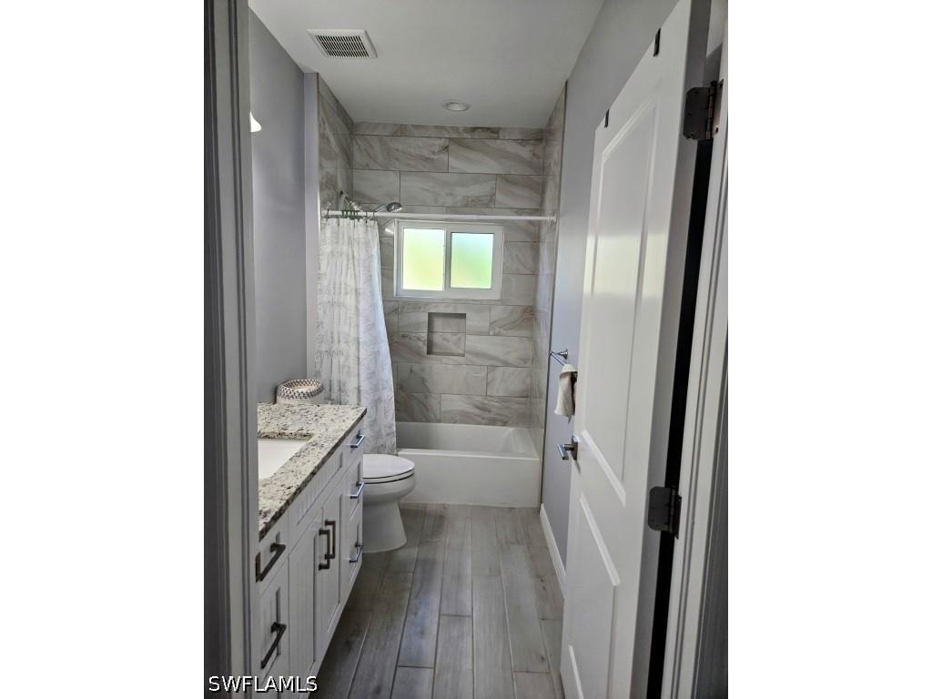 431 Lazy Way Fort Myers Beach FL 33931 226019397 image17