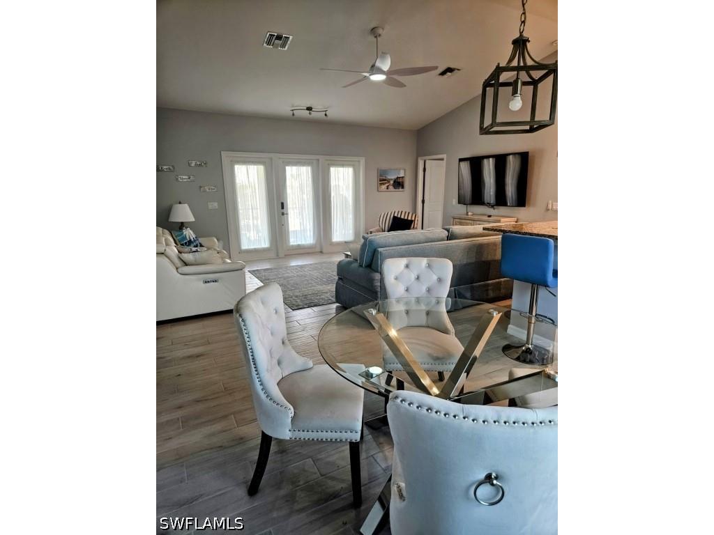 431 Lazy Way Fort Myers Beach FL 33931 226019397 image5