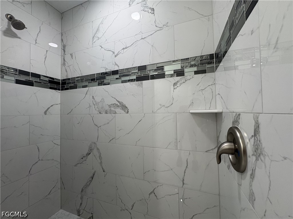 431 NE Juanita Court Cape Coral FL 33909 2026014562 image11