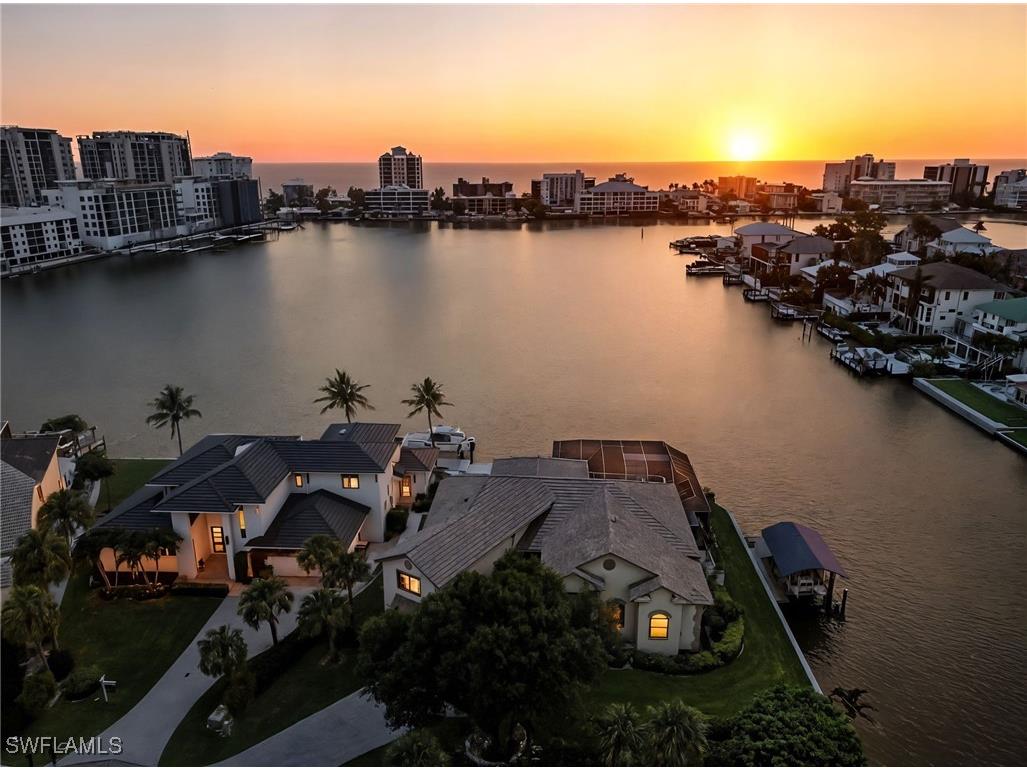 431 Palm Court Naples FL 34108 225054485 image1