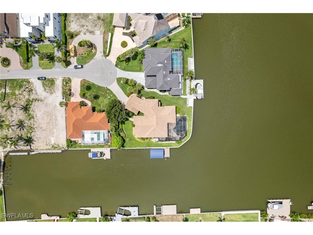 431 Palm Court Naples FL 34108 225054485 image10