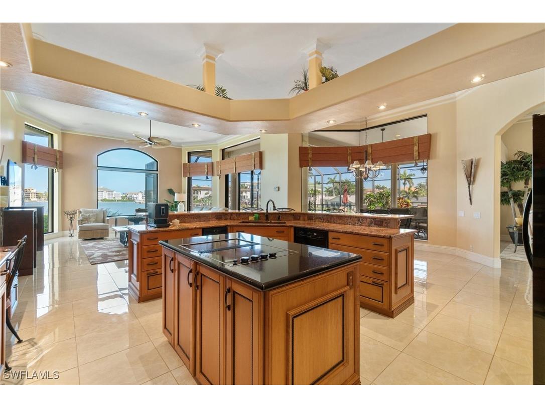 431 Palm Court Naples FL 34108 225054485 image23