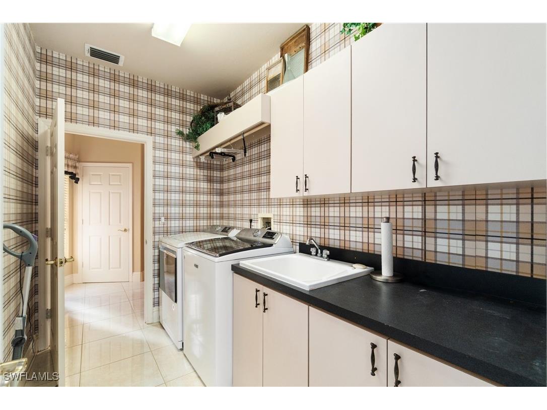 431 Palm Court Naples FL 34108 225054485 image29