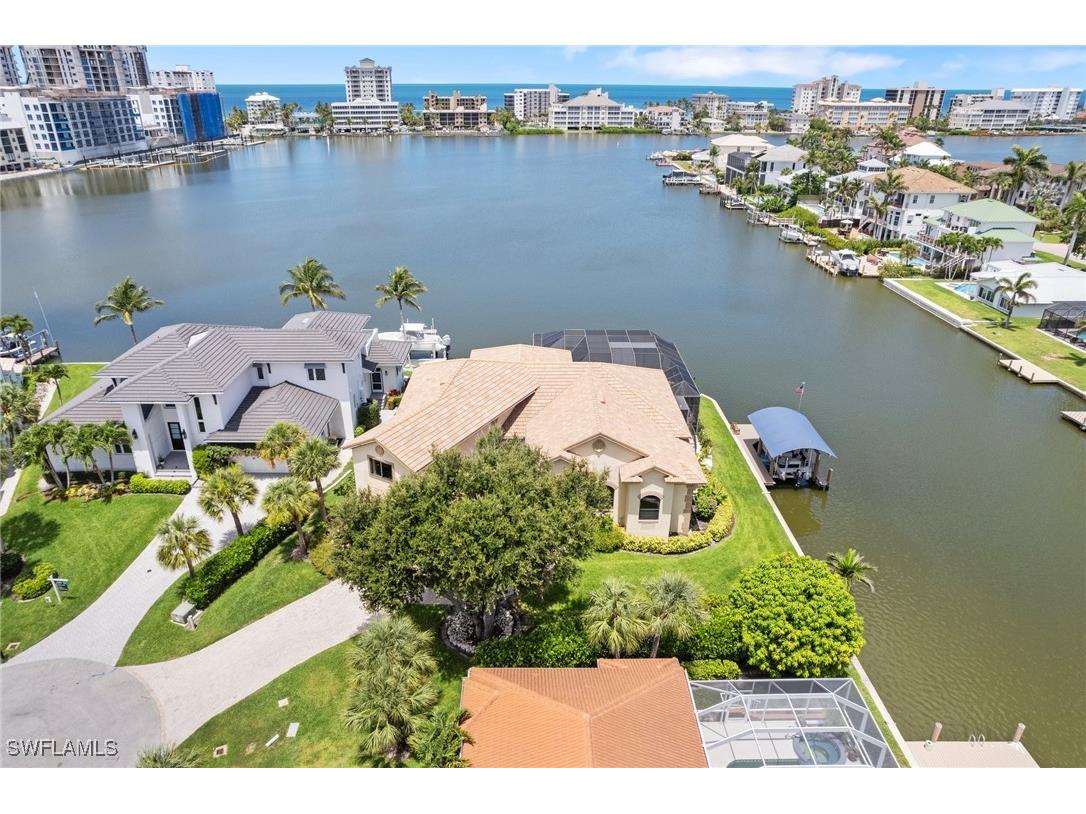 431 Palm Court Naples FL 34108 225054485 image4