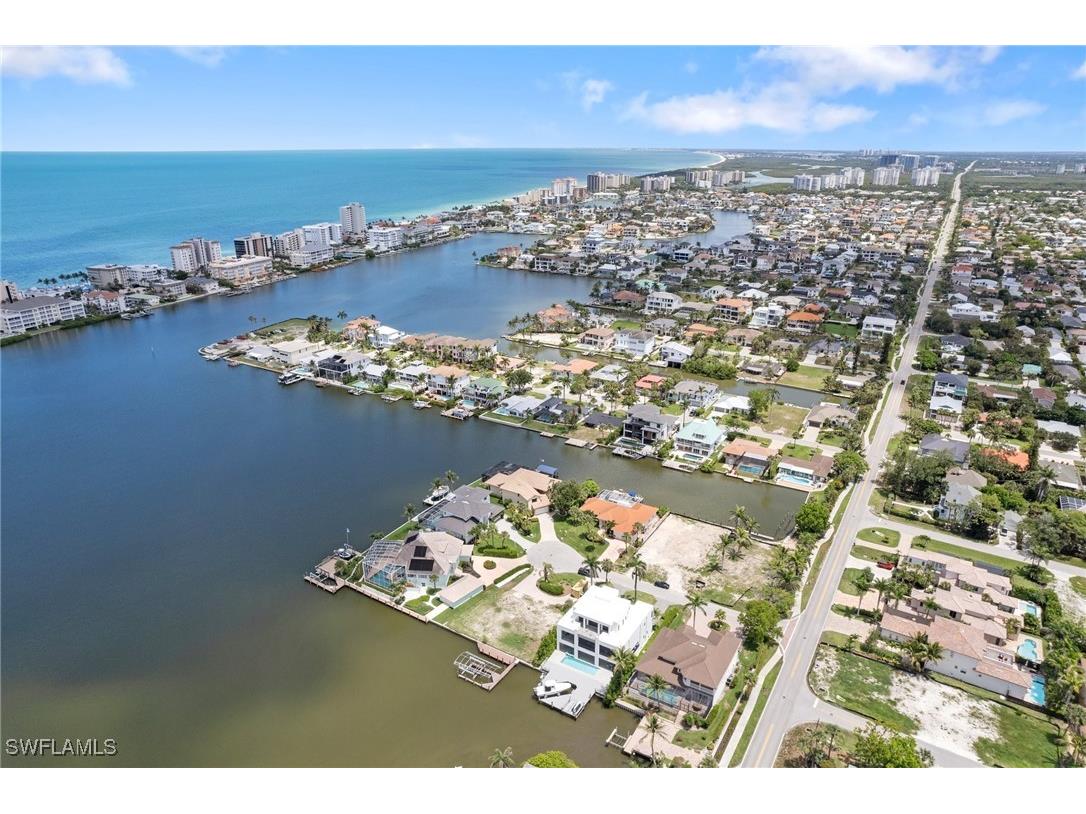 431 Palm Court Naples FL 34108 225054485 image7