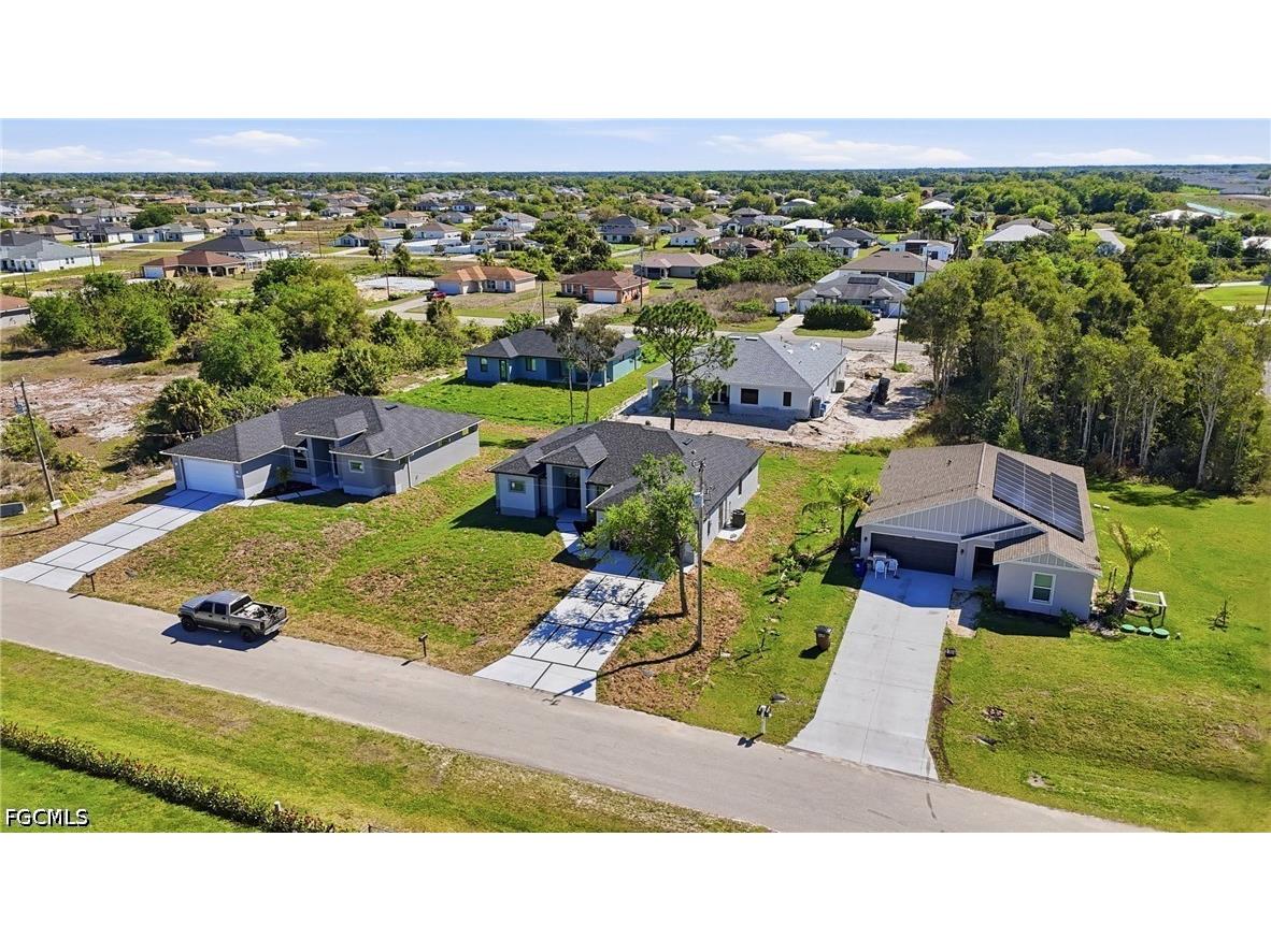 431 Palmyra Avenue Lehigh Acres FL 33974 2026016910 image38
